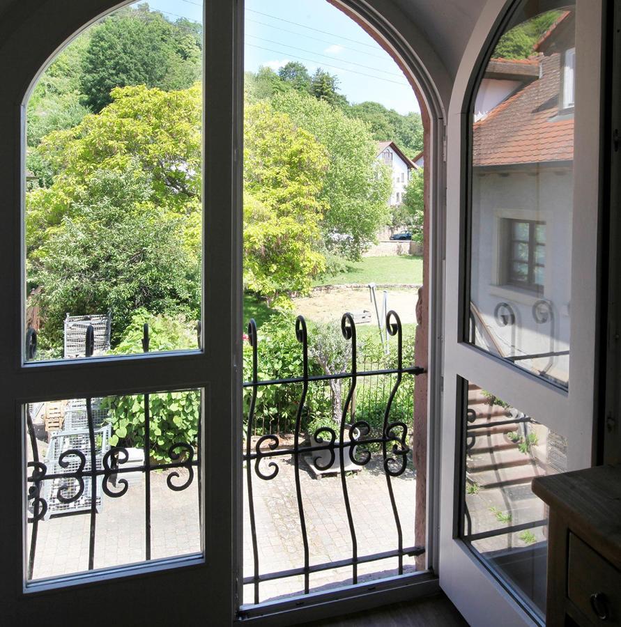 Weingut Schaeffer Apartment Neustadt an der Weinstrasse Luaran gambar