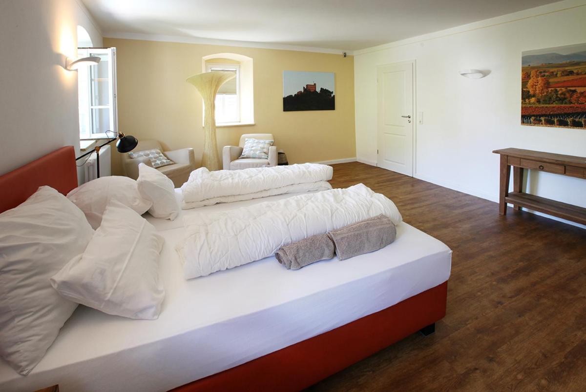 Weingut Schaeffer Apartment Neustadt an der Weinstrasse Luaran gambar